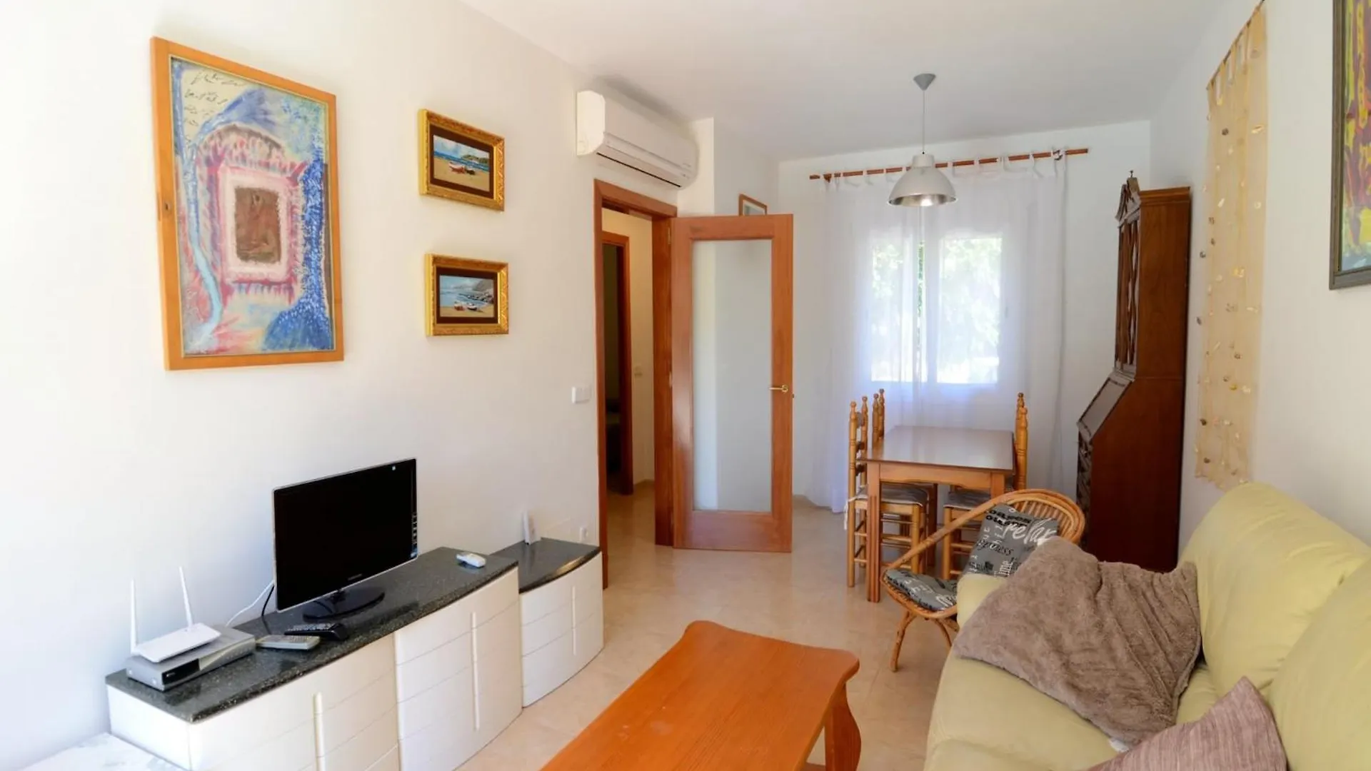 Casa Fluvia Apartment L'Escala