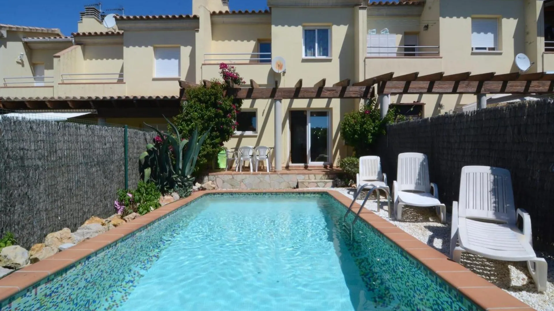 Villa Casa Fluvia Apartment L'Escala Spain